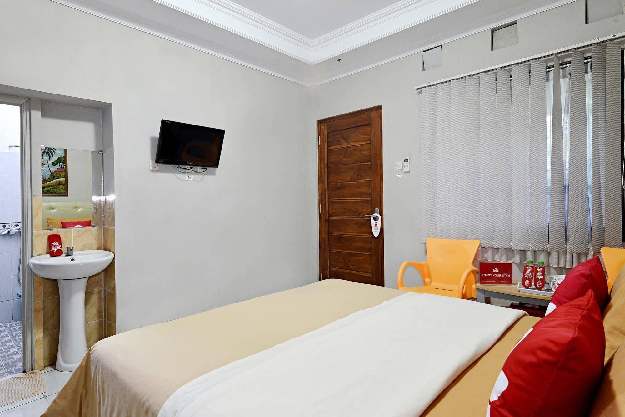 Zen Rooms Sabana Urip Sumoharjo Yogyakarta Ngoại thất bức ảnh